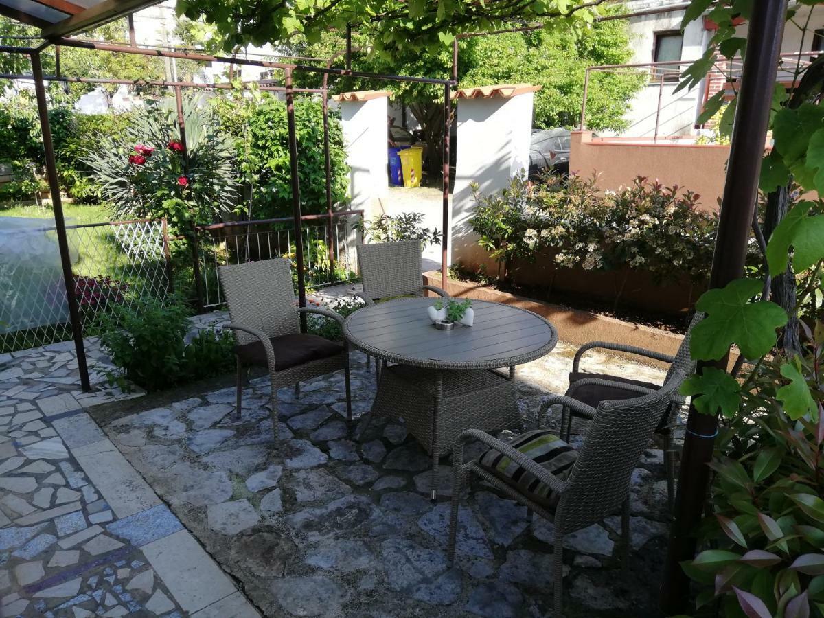 Family Apartman Luka Apartment Rovinj Exterior foto